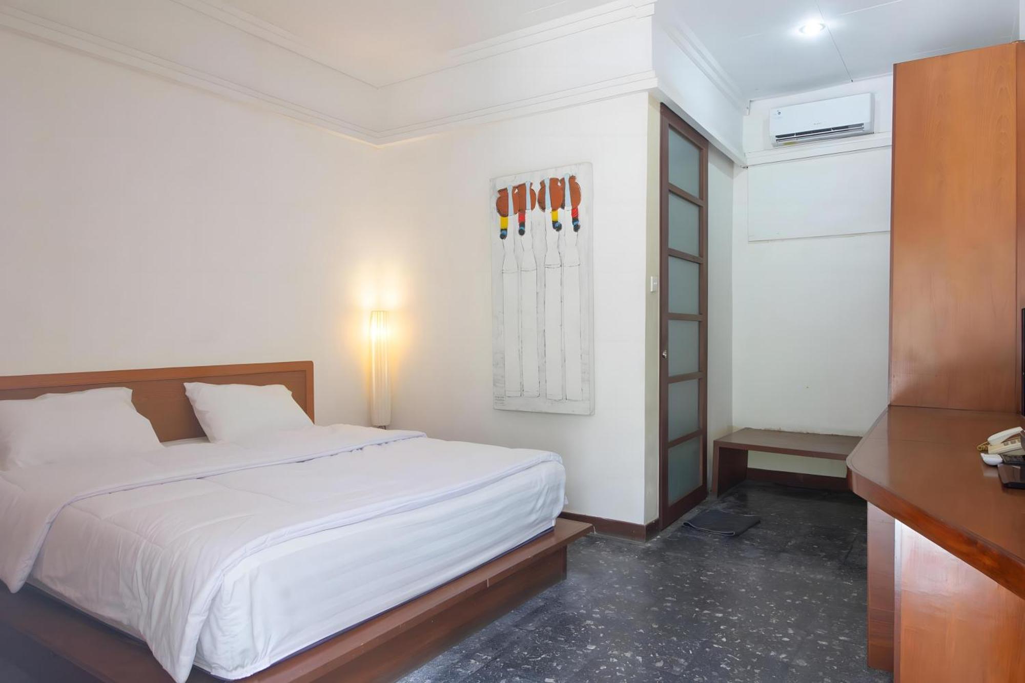 Capital O 93809 Wida Hotel Legian Exteriör bild